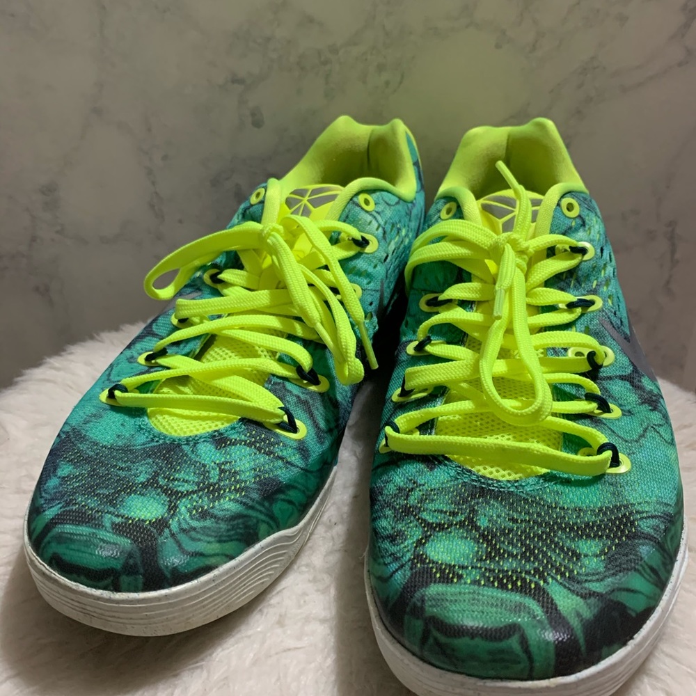 Kobe 9 Easter - image 3